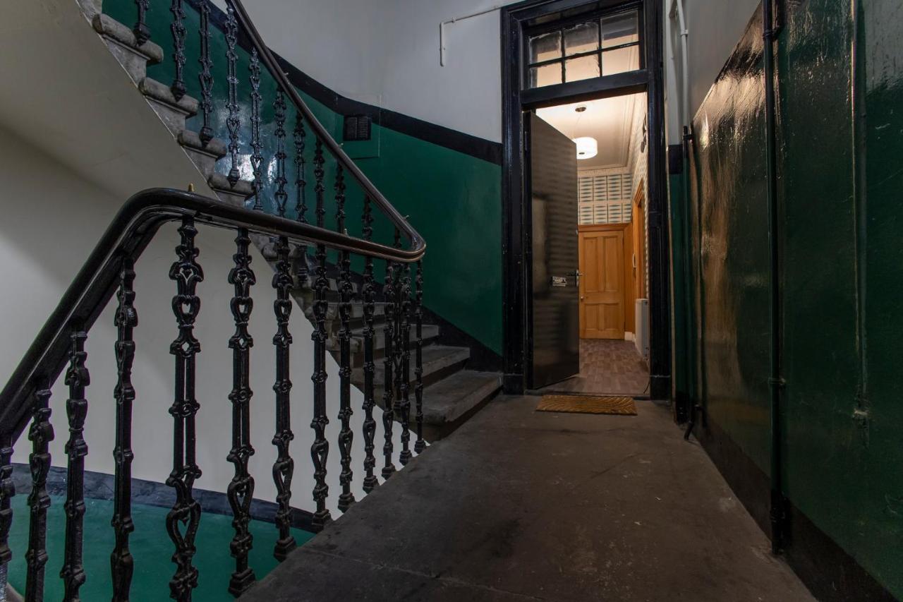 2 Bed In Great Location 15-20 Minutes Walk To Sec Apartment Glasgow Luaran gambar