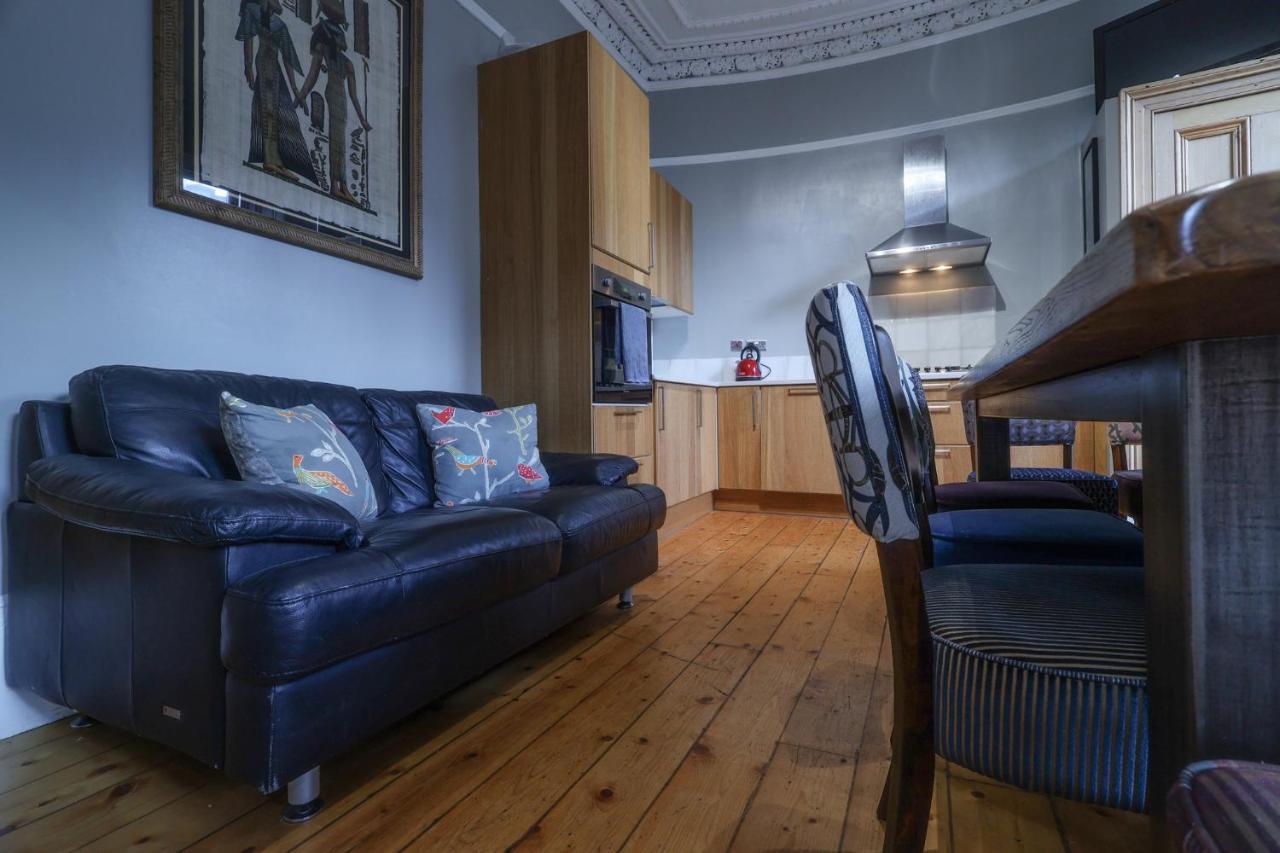 2 Bed In Great Location 15-20 Minutes Walk To Sec Apartment Glasgow Luaran gambar
