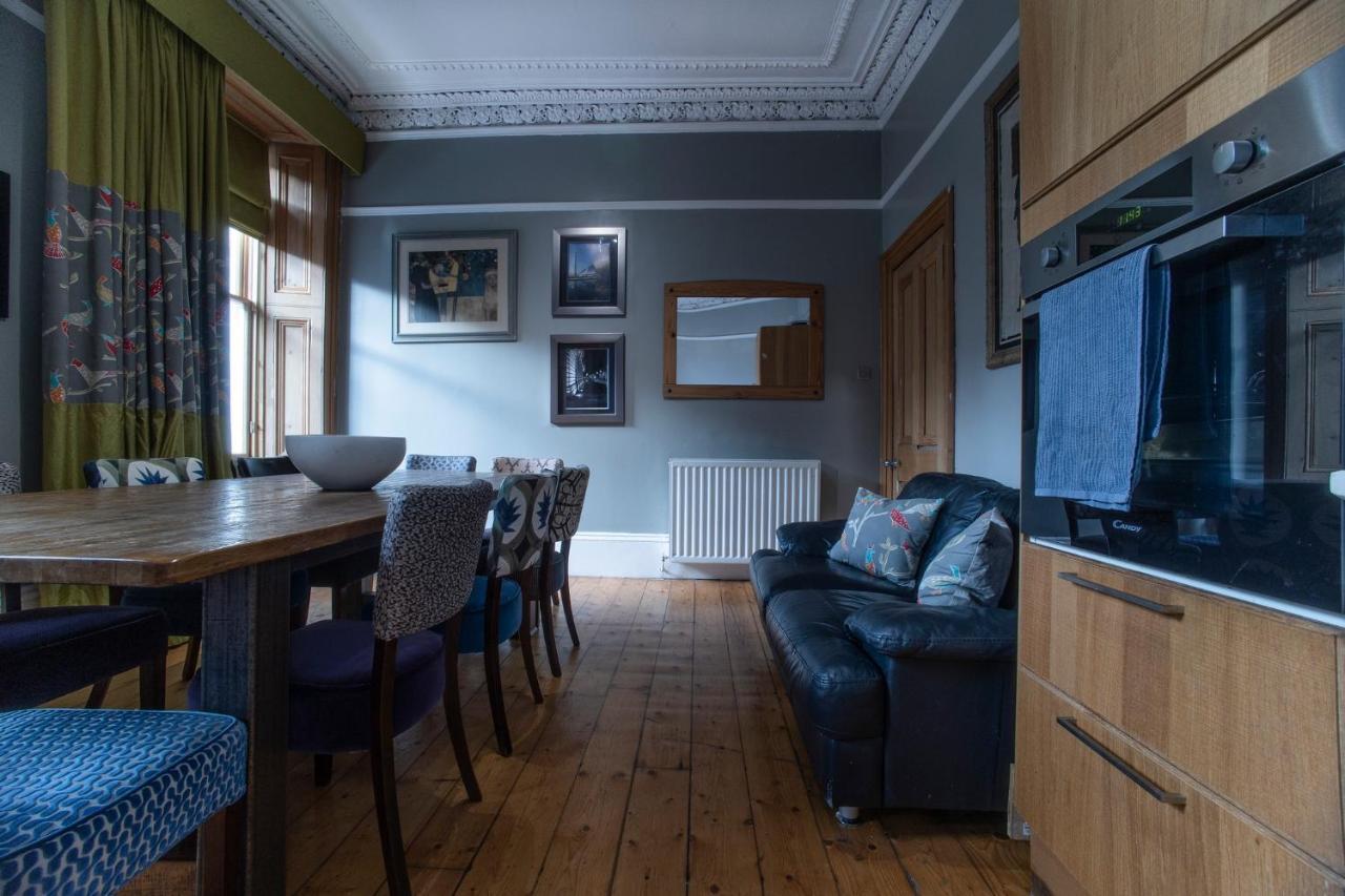 2 Bed In Great Location 15-20 Minutes Walk To Sec Apartment Glasgow Luaran gambar